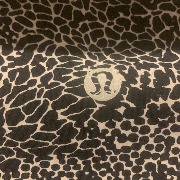 Lululemon leggings - Picture 3 of 4